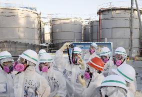 S. Korean team inspects Fukushima nuclear power plant