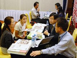Japan varsity reps visit Yangon to lure students