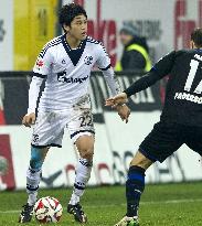 Schalke's Uchida in action against Paderborn