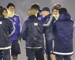 Aguirre talks to Japan team ahead of Asian Cup