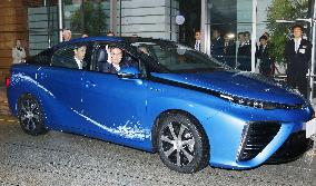 Toyota Mirai fuel-cell cars delivered to gov't