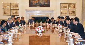 Japan, India agree to boost trilateral ties with U.S.
