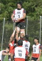 Japan national rugby team practices line-out in training camp