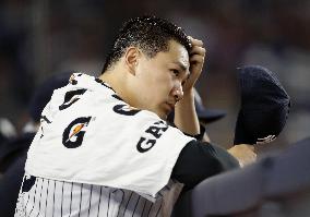 Baseball: Tanaka takes loss despite strong outing