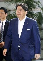 Cabinet reshuffle amid waning support for PM Abe