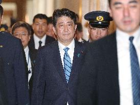 Abe dissolves lower house as opposition bands together