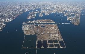 Tokyo's Central Breakwater landfills