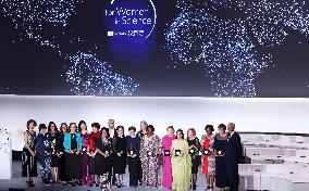 FRANCE-PARIS-UNESCO-SCIENCE AWARD-WOMEN-CHINESE-HU HAILAN