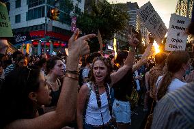 U.S.-NEW YORK-SUPREME COURT-ABORTION RIGHTS-PROTEST