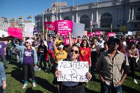 U.S.-CALIFORNIA-SUPREME COURT-ABORTION RIGHTS-PROTEST