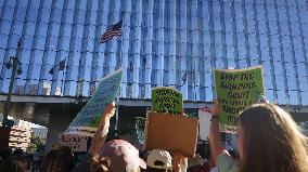 U.S.-CALIFORNIA-SUPREME COURT-ABORTION RIGHTS-PROTEST