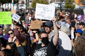 U.S.-CALIFORNIA-SUPREME COURT-ABORTION RIGHTS-PROTEST