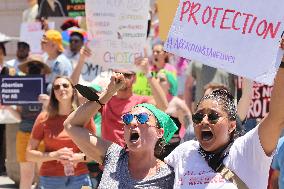 U.S.-LOS ANGELES-ABORTION RIGHTS-PROTEST