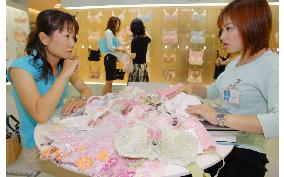 Women spurring growth in custom-made goods