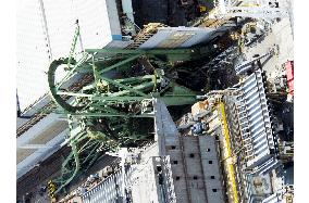 Crane collapses at Kobe factory, killing 3, injuring 4