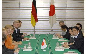 Abe, Merkel meet over cooperation on climate change, U.N. reform