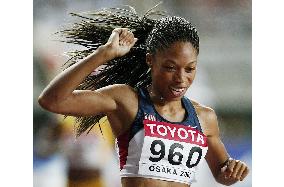 Allyson Felix claims gold in women's 200 meters