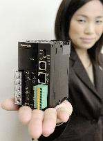 Panasonic unveils energy-saving device using cloud computing