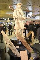 Statue of Ainu elder erected at JR Sapporo Station