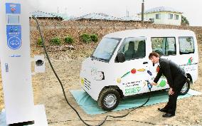 Farmer charges EV with solar power in Miyagi Pref.