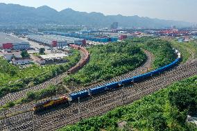 CHINA-CHONGQING-CHENGDU-FREIGHT TRAIN (CN)