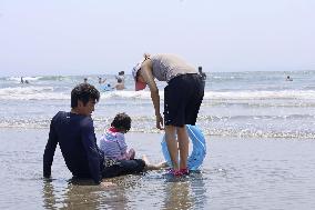 Heatwave continues in Japan.