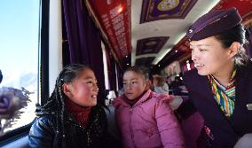 Xinhua Headlines: New roads, railways improve lives of local Tibetans