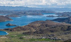 CHINA-TIBET-YAMDROK LAKE-SCENERY(CN)