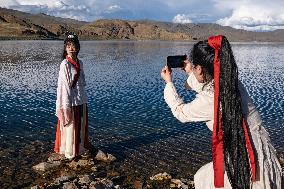 CHINA-TIBET-YAMDROK LAKE-SCENERY(CN)