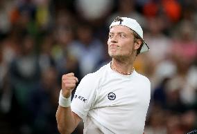 (SP)BRITAIN-LONDON-TENNIS-WIMBLEDON-MEN'S SINGLES