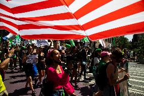 U.S.-NEW YORK-ABORTION RIGHTS-PROTEST