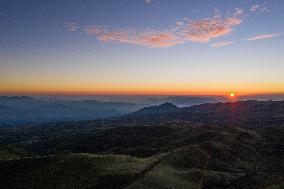 CHINA-SICHUAN-MOUNT LONGTOU-CLOUDS (CN)