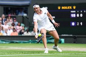 (SP)BRITAIN-LONDON-TENNIS-WIMBLEDON-WOMEN'S SINGLES-SEMIFINALS