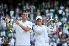 (SP)BRITAIN-LONDON-TENNIS-WIMBLEDON-MIXED DOUBLES-FINAL