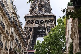 FRANCE-PARIS-EIFFEL TOWER-RUST