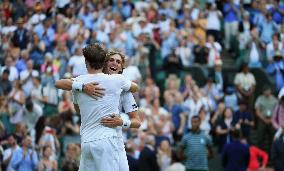 (SP)BRITAIN-LONDON-TENNIS-WIMBLEDON-MEN'S DOUBLES-FINAL