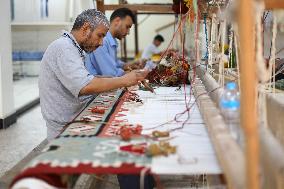 EGYPT-GIZA-HANDMADE CARPET SCHOOL