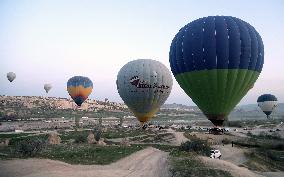 TURKEY-CAPPADOCIA-HOT-AIR BALLOONS
