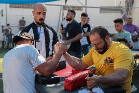 MIDEAST-GAZA-ARM WRESTLING