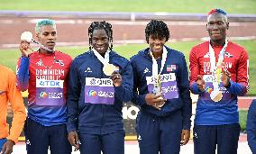 (SP)U.S.-EUGENE-ATHLETICS-WORLD CHAMPIONSHIPS-MIXED 4X400M RELAY-AWARDING CEREMONY