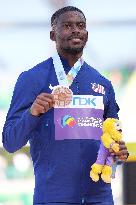 (SP)U.S.-EUGENE-ATHLETICS-WORLD CHAMPIONSHIPS-MEN'S 100M-AWARDING CEREMONY