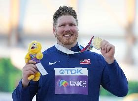 (SP)U.S.-EUGENE-ATHLETICS-WORLD CHAMPIONSHIPS-MEN'S SHOTPUT-AWARDING CEREMONY