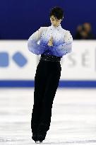 (SP)FILES-FIGURE SKATER-HANYU YUZURU