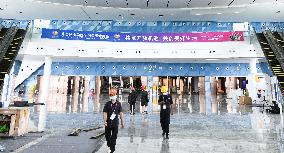 CHINA-HAINAN-HAIKOU-INT'L CONSUMER PRODUCTS EXPO-PREPARATION (CN)