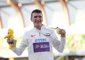 (SP)U.S.-EUGENE-ATHLETICS-WORLD CHAMPIONSHIPS-MEN'S 1500M-AWARDING CEREMONY