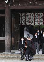 Emperor's visit to Meiji Jingu shrine