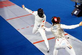 (SP)EGYPT-CAIRO-FENCING-2022 WORLD CHAMPIONSHIPS-TEAM WOMEN'S FOIL-TABLE OF 16