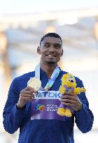 (SP)U.S.-EUGENE-ATHLETICS-WORLD CHAMPIONSHIPS-MEN'S 400M-AWARDING CEREMONY