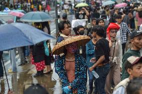 INDONESIA-JAKARTA-DUKUH ATAS-STREET FASHION