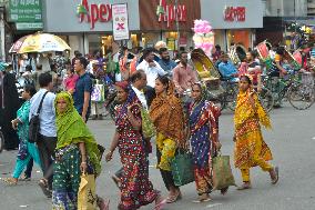 BANGLADESH-DHAKA-POPULATION-WOMEN